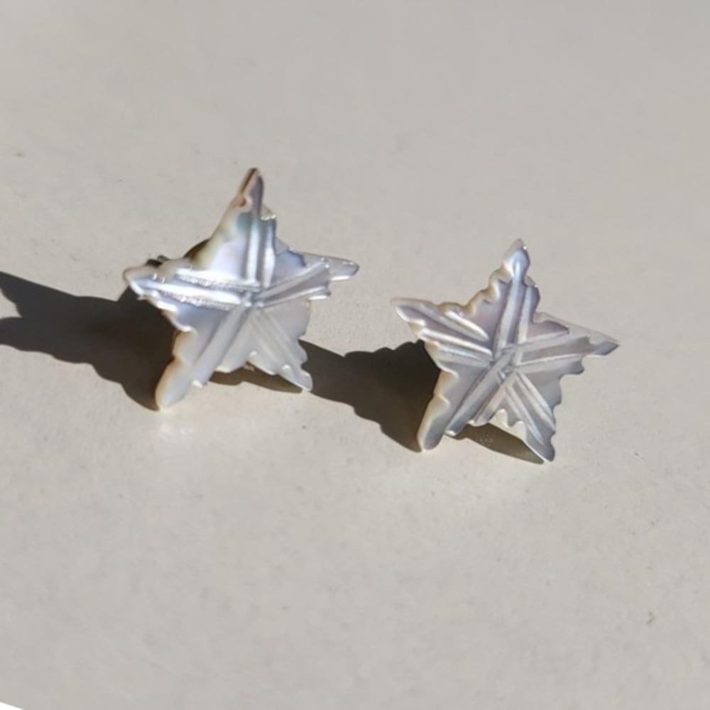 Vintage NOS Mother of Pearl Star Stud Earrings White Carved Shell